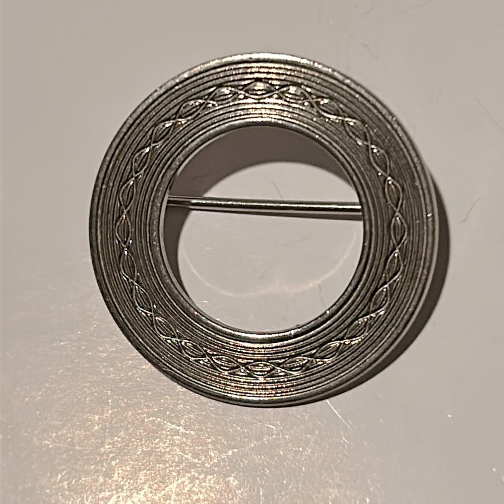 Vintage Silver Brooch Pin